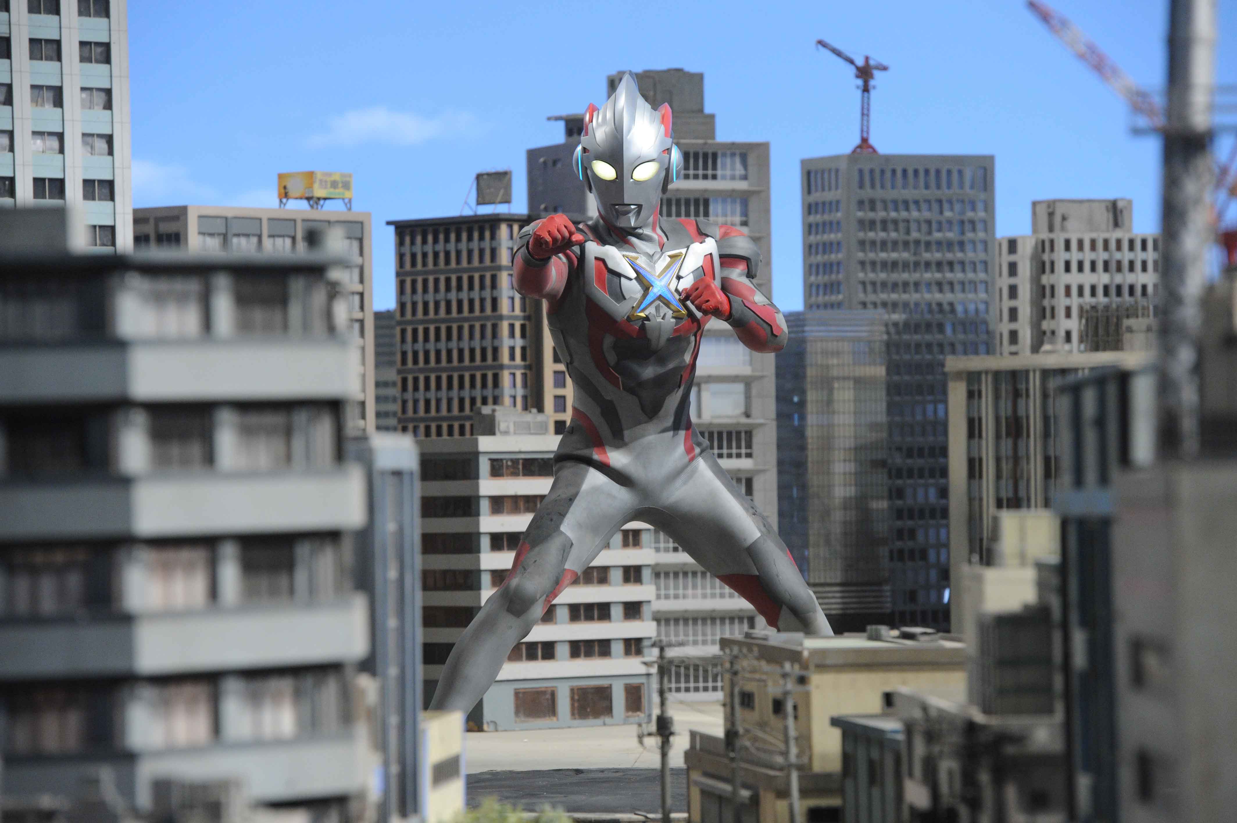 Ultraman X (2015)